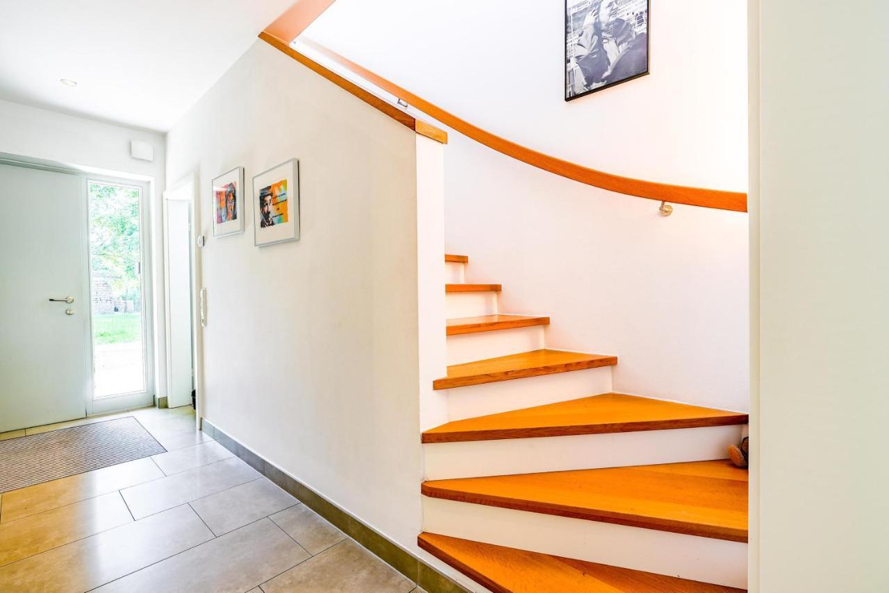 Apartmán Schoenes Zimmer Nr 3 In Leer Ortsteil Nuettermoor Nuttermoor Exteriér fotografie